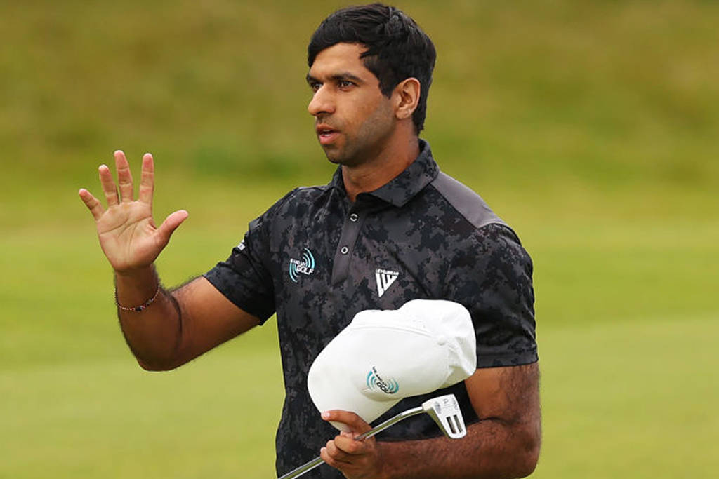 Aaron Rai thanks the crowd after completing his final round at the 2024 Genesis Scottish Open